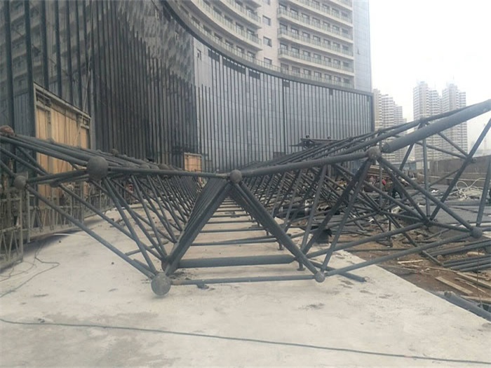 鹰潭万豪酒店雨棚网架